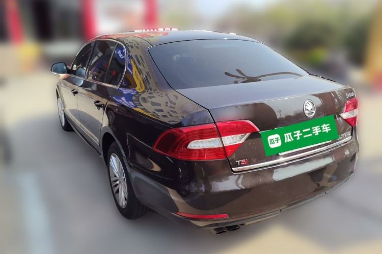Used Skoda Superb 2013 1.8TSI Automatic Yashi Edition
