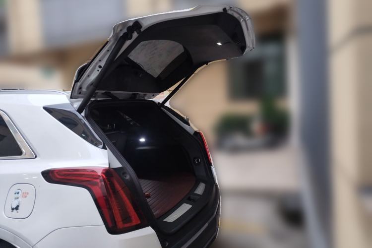 Used Cadillac XT5 2023 2.0T Two-Wheel-Drive Fashion Edition Trunk