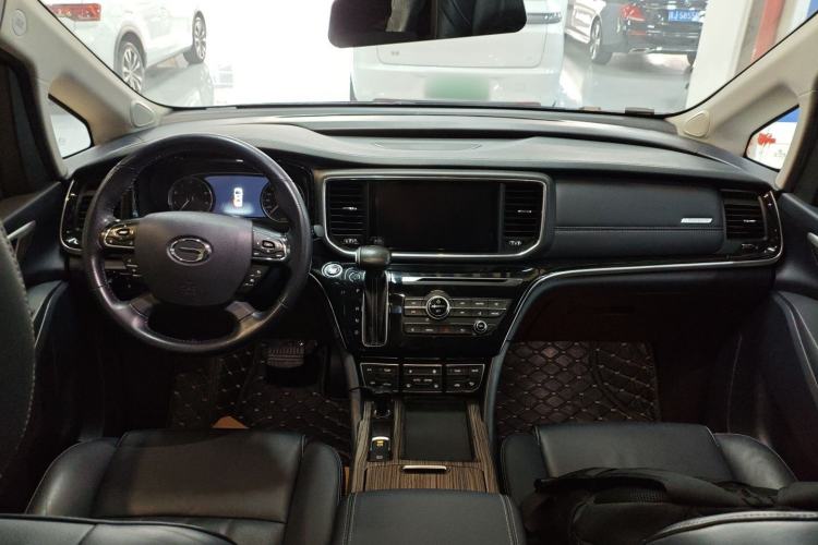 Used GAC Trumpchi M8 2020 Flagship Model 390T Deluxe Edition Center Console