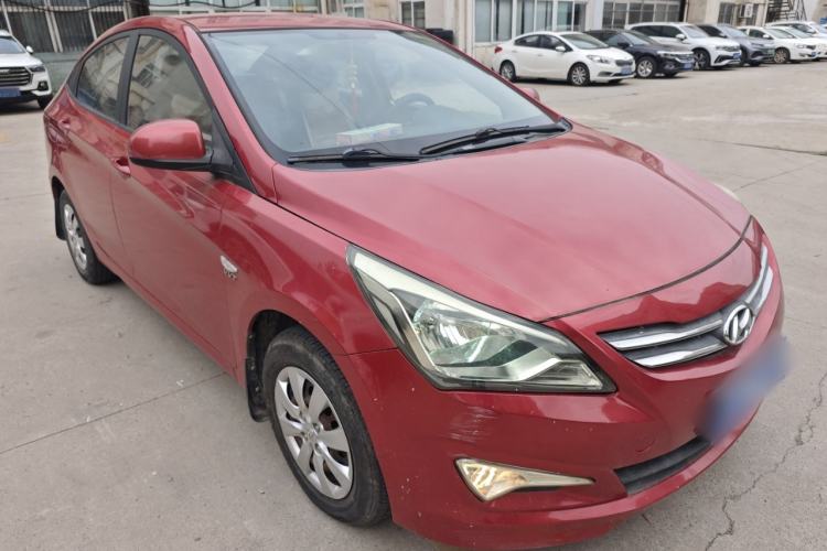 Used Hyundai Verna (older generation) 2014 1.4L Manual Smart GLS Trim
