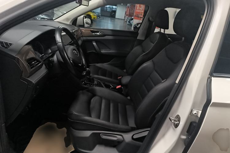 Used Volkswagen Tharu 2020 330TSI All-Wheel-Drive Luxury Edition China VI Standard
