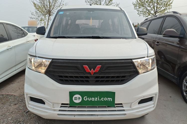 Used Wuling Hongguang V 2019 1.5L Jingqu Version China VI LAR
