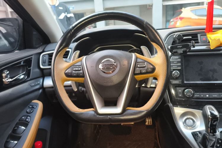 Used Nissan Maxima 2016 2.5L XV Ultimate Edition Steering Wheel