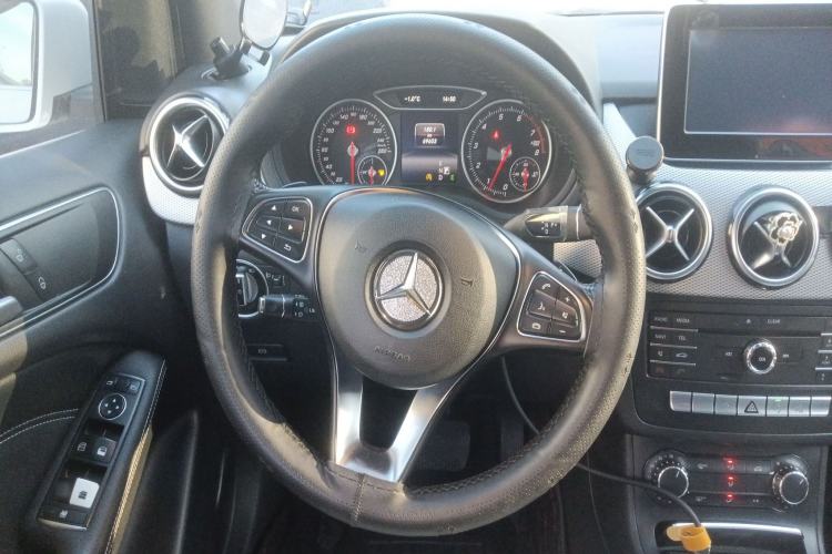 Used Mercedes-Benz B-Class 2015 B 200 Sport Edition
