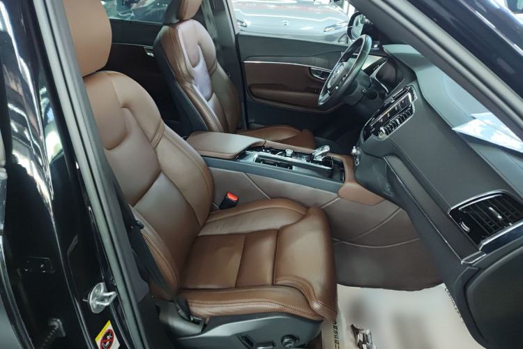 Used Volvo XC90 New Energy 2022 Facelift E-Drive Hybrid T8 Luxury Prestige 7-Seater Right Front Seat