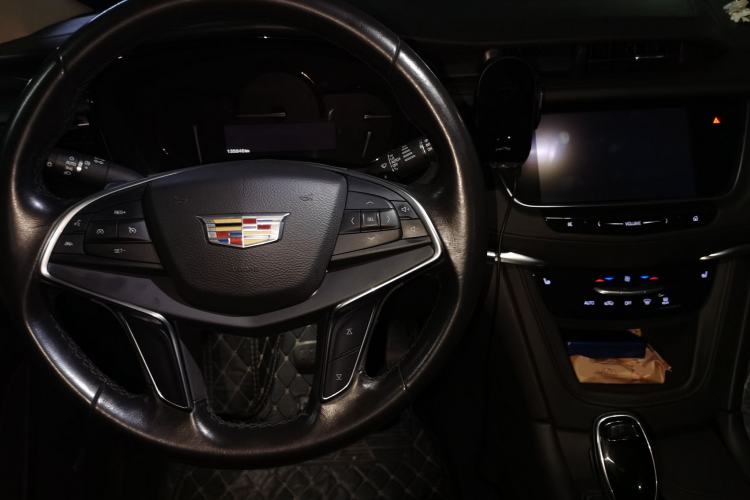 Used Cadillac XT5 2016 25T Luxury Model