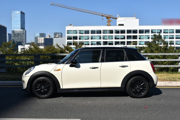 Used MINI MINI 2016 1.5T COOPER Five-Door Edition