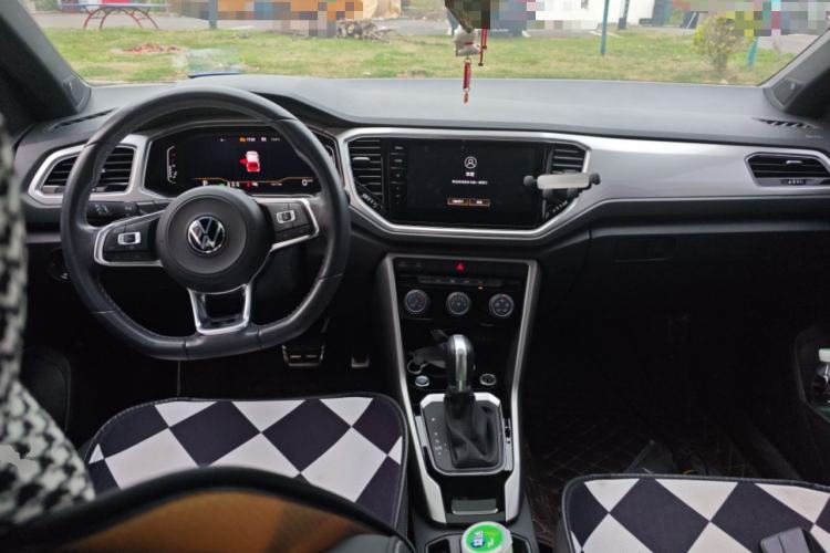 Used Volkswagen T-ROC 2022 280TSI DSG Two-Wheel Drive R-Line Pro PLUS