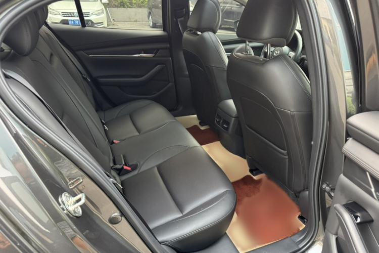 Used Mazda 3 Axela 2021 2.0L Automatic Zhi Rui Edition Exterior 7