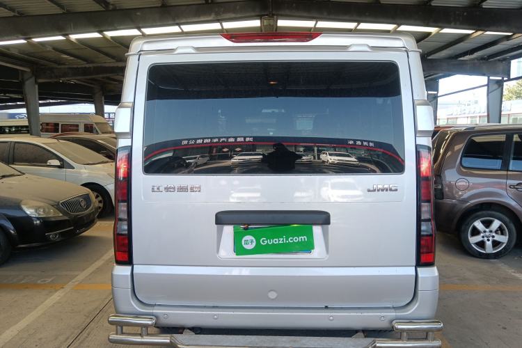 Used JMC Fushun 2023 2.0T Manual Short Wheelbase Low-Roof Commercial Multi-Purpose Passenger Vehicle 6 Seats with Lift-Up Tailgate
