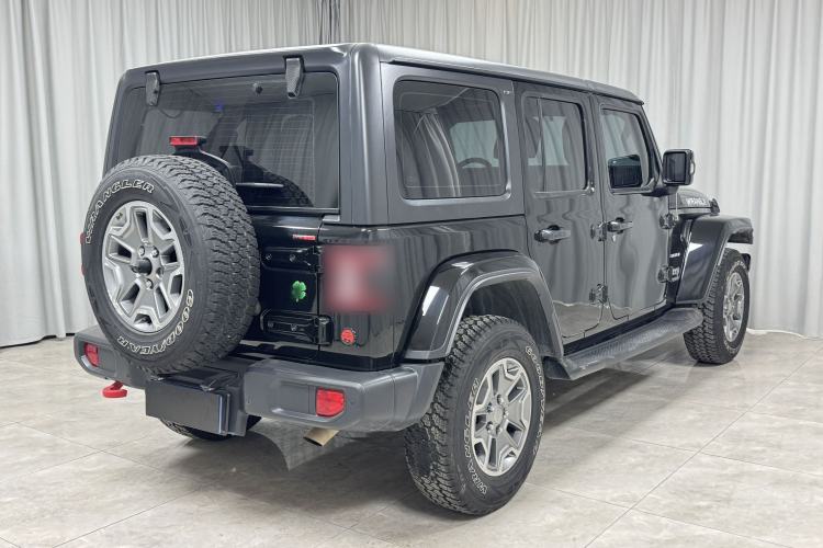 Used Jeep Wrangler 2019 2.0T Sahara 4-Door Version China V Standard