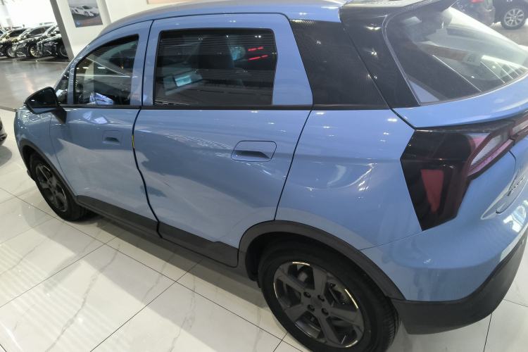 Used Geometry E Firefly 2022 401 km Linglong Tiger 4 Seats Exterior 3