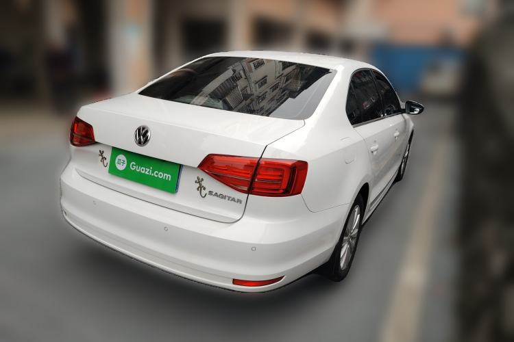 Used Volkswagen Sagitar 2015 1.6L Automatic Comfort Model Rear Right 45 Deg