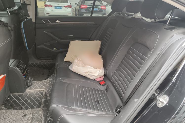 Used Volkswagen Magotan 2020 330TSI DSG Leading Model Left Rear Seat