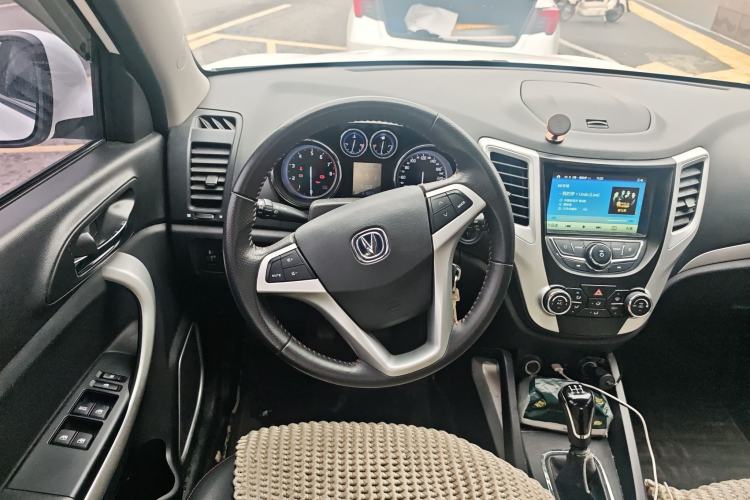 Used Changan CS35 2016 1.6L Manual Luxury Model China V Standard
