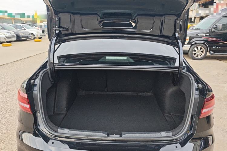 Used Volkswagen Lavida 2024 1.5L Automatic 5 Million Edition Trunk