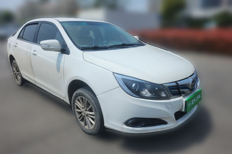 Used BYD e5 2018 450 Smart Connect Enjoyment Version