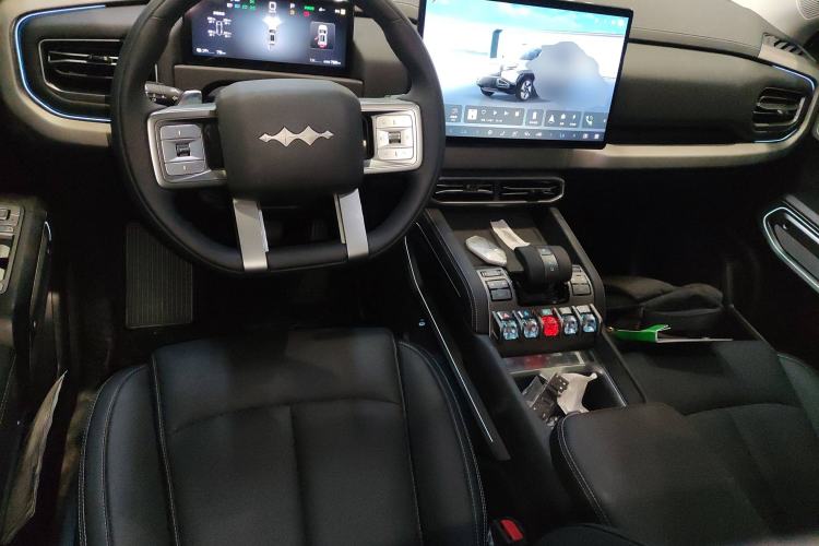 Used Formula Leopard Titanium 3 2025 501 km Range Rear-Wheel Drive Intelligent Driving Max Edition