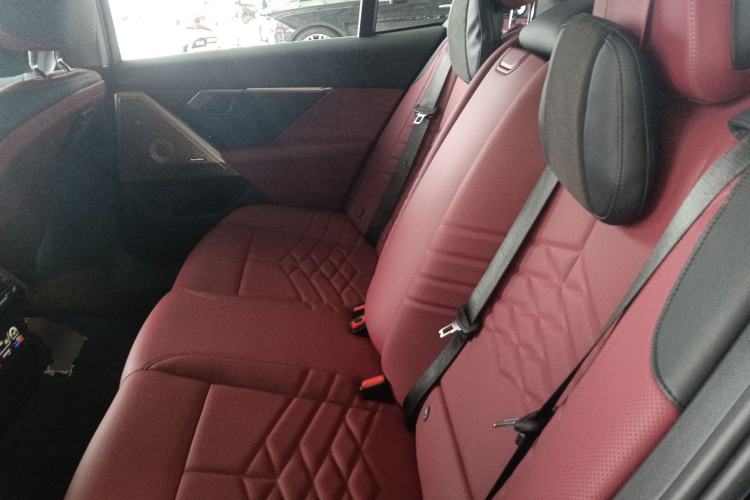 Used BMW 5 Series 2025 530Li Luxury Edition M Sport Package