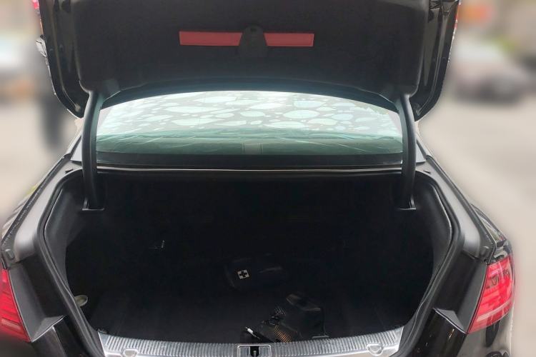 Used Audi A8 2013 A8L 30 FSI Comfort Model
