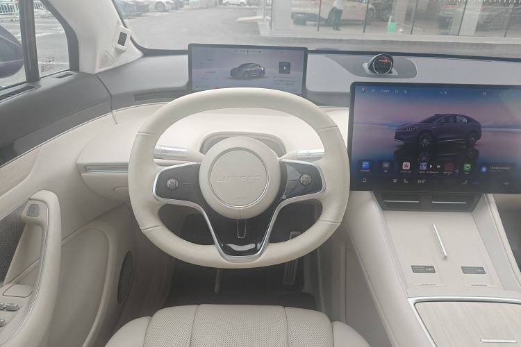 Used Hima Luxeed R7 2025 Range-Extended Version 251 km Max
