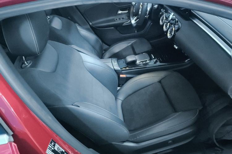 Used Mercedes-Benz A-Class 2021 A 200 L Sport Sedan Fashion Model
