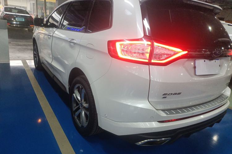 Used Ford Edge 2018 EcoBoost 245 Two-Wheel-Drive Sporty 7-Seater
