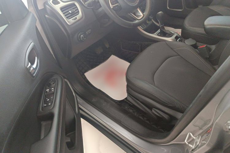 Used Jeep Compass 2017 200T Automatic Family Edition