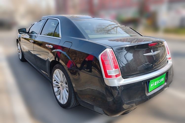 Used Chrysler 300C 2013 3.6L Premium Edition Rear Left 45 Deg