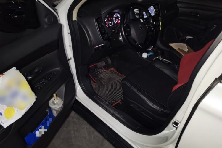 Used Mitsubishi Outlander 2016 2.4L 4x4 Elite Edition 5 Seats