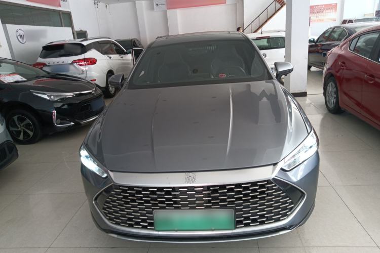 Used BYD Qin PLUS 2021 DM-i 120KM Prestige Model
