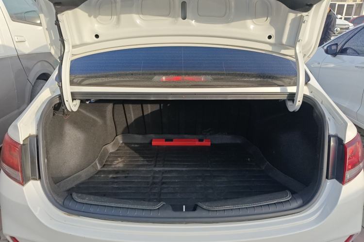 Used Hyundai Celesta 2018 1.6L Automatic GL Enjoyment Edition China VI compliant