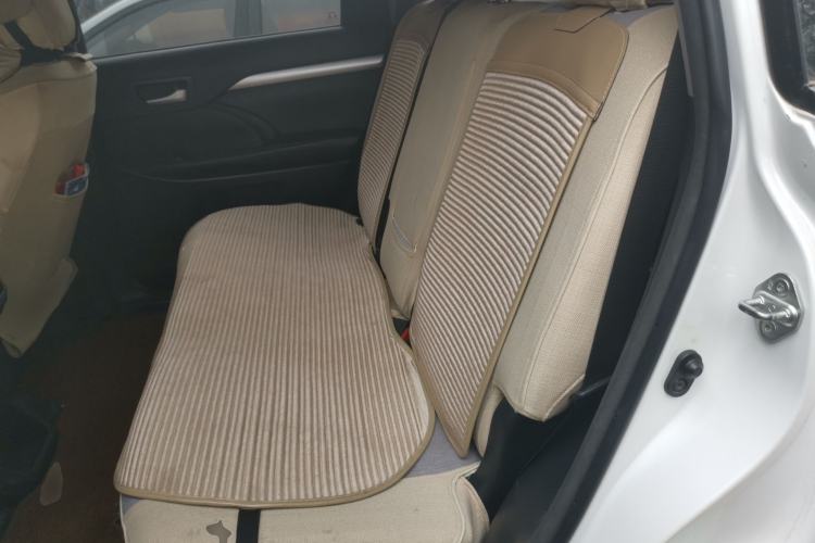 Used Toyota Highlander 2017 2.0T Four-Wheel Drive Luxury Edition 7 Seats Left Rear Seat