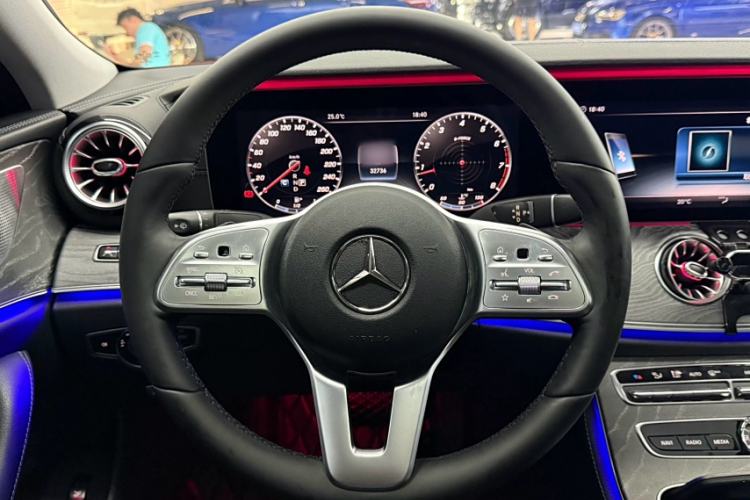 Used Mercedes-Benz CLS 2018 CLS 300 Luxury Model