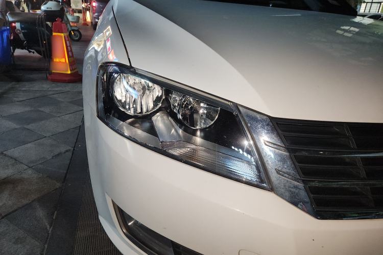 Used Volkswagen Gran Lavida 2013 1.6L Automatic Comfort Model