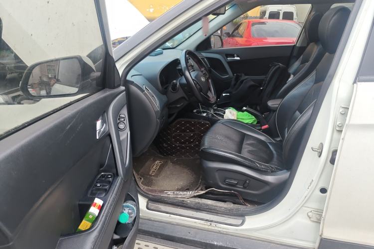 Used Hyundai ix25 2015 2.0L Automatic Two-Wheel Drive Intelligent GLS