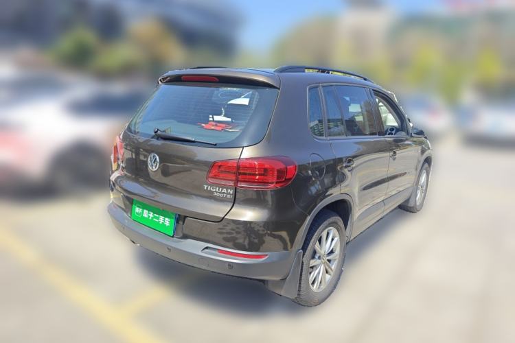 Used Volkswagen Tiguan 2016 300TSI Automatic All-Wheel Drive Fashion Vision Edition Rear Right 45 Deg