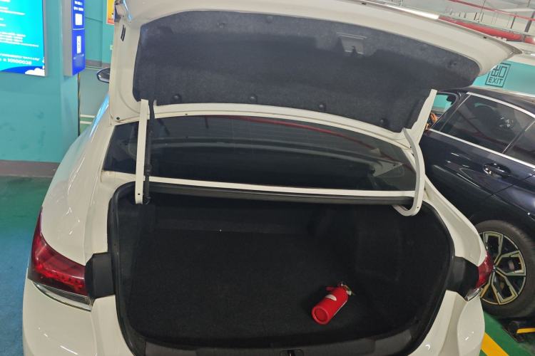 Used Buick GT 2021 Revised Version 1.3T Automatic Mild Hybrid Elite Edition Trunk