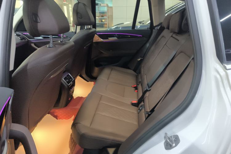 Used BMW iX3 2024 Leading Model