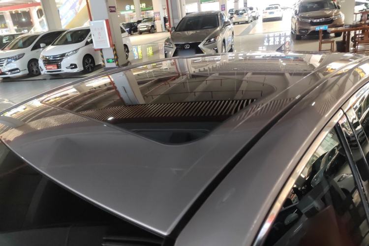 Used Toyota Camry 2021 2.0G Luxury Edition
