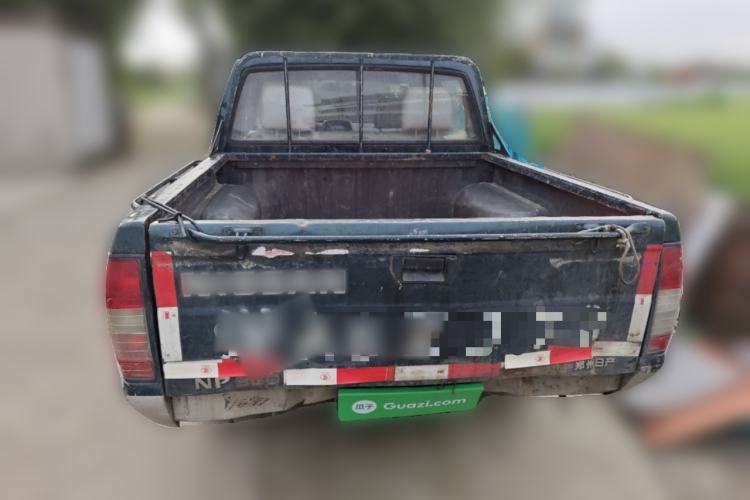 Used Nissan D22 2011 2.4L Gasoline Two-Wheel Drive Standard Version Rear