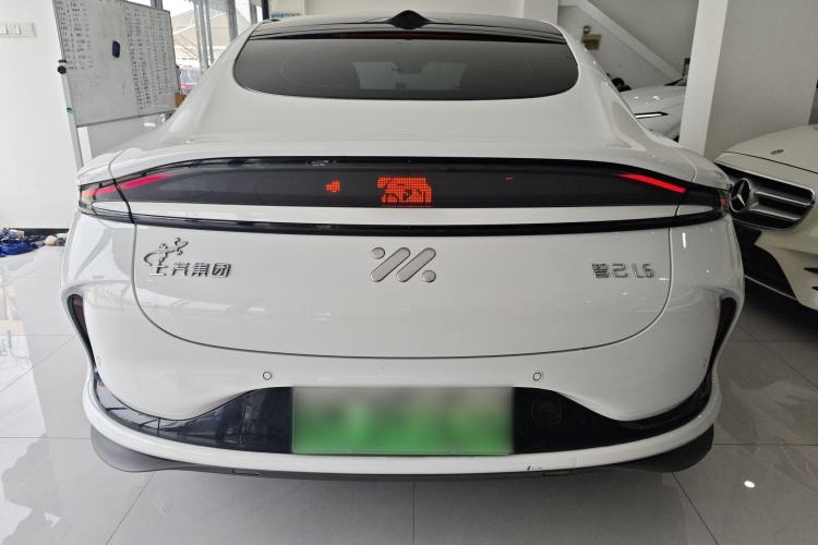 Used IM L6 2024 Max Extended-Range Version Rear