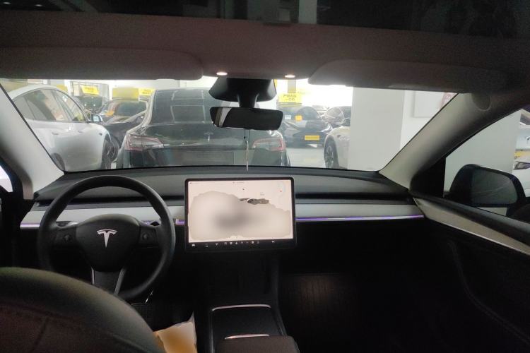 Used Tesla Model Y 2024 Long-Range All-Wheel-Drive Version
