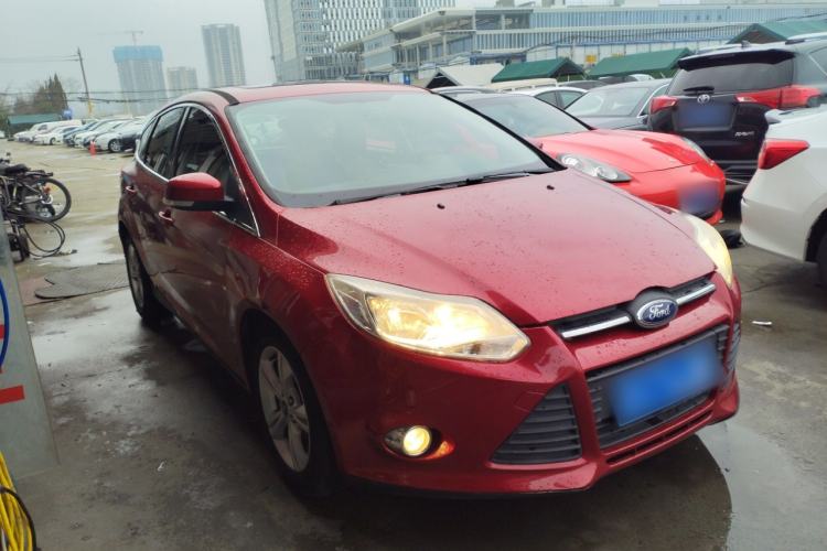 Used Ford Focus 2012 Hatchback 1.6L Automatic Fashion Edition
