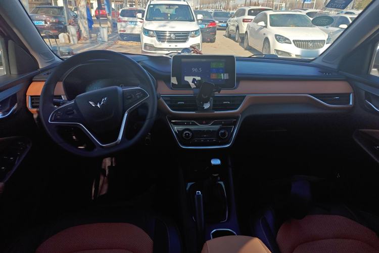 Used Wuling Hongguang S3 2018 1.5T Manual Luxury Model China V Standard
