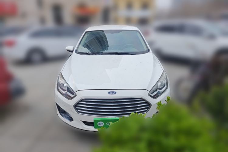 Used Ford Escort 2015 1.5L Manual Comfort Model Front