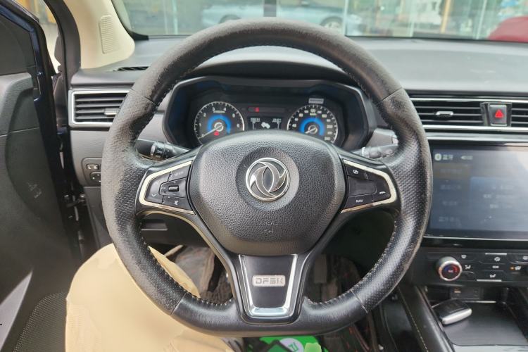 Used Dongfeng Fengon 580 2016 1.5T Manual Luxury Edition Steering Wheel