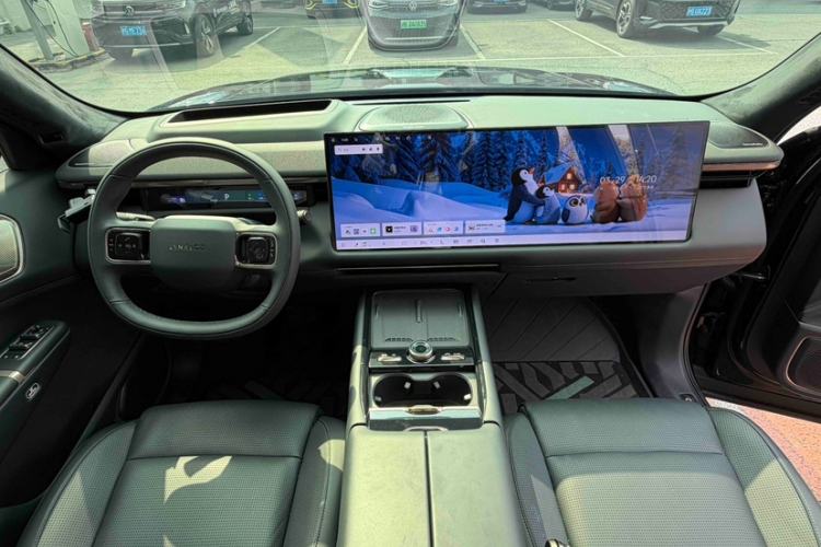 Used Lynk & Co 900 2025 2.0T Exploration Edition
