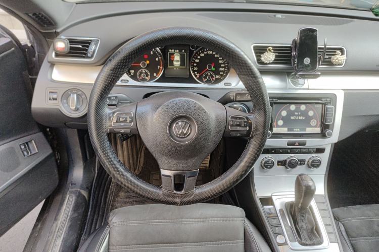 Used Volkswagen FAW-Volkswagen CC 2013 2.0 TSI Luxury Model Steering Wheel
