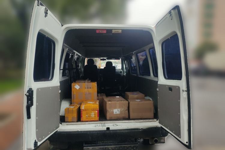 Used JMC Transit 2019 2.8T Commercial Version Long Wheelbase Mid-Roof 6-Seater Rear Single Tire China VI Emission Standard – JX493